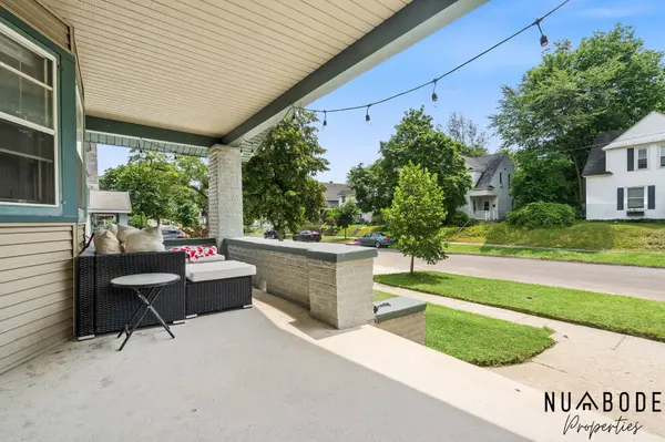 933 Crescent NE Street, Grand Rapids, MI 49503