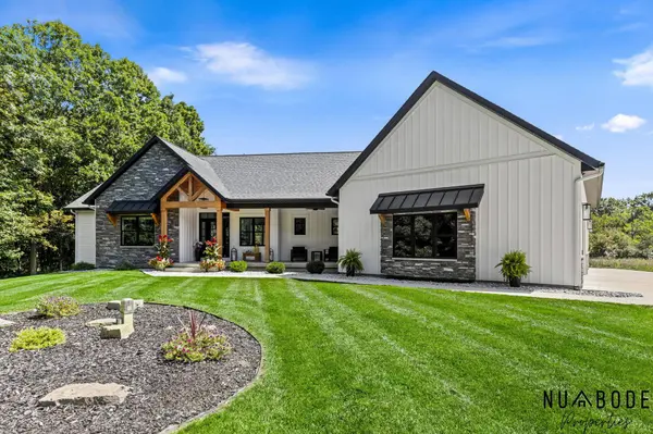 10150 26th NW Avenue, Grand Rapids, MI 49534