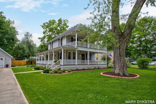 1718 Summit Street, Holland, MI 49423