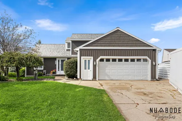 3037 Bluewater SW Lane