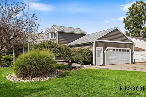 3037 Bluewater SW Lane, Grandville, MI 49418