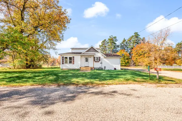 389 N Perry Street, Barryton, MI 49305