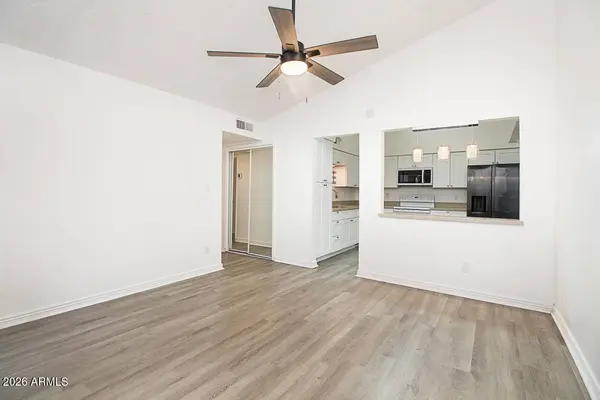 555 N MAY -- #3, Mesa, AZ 85201
