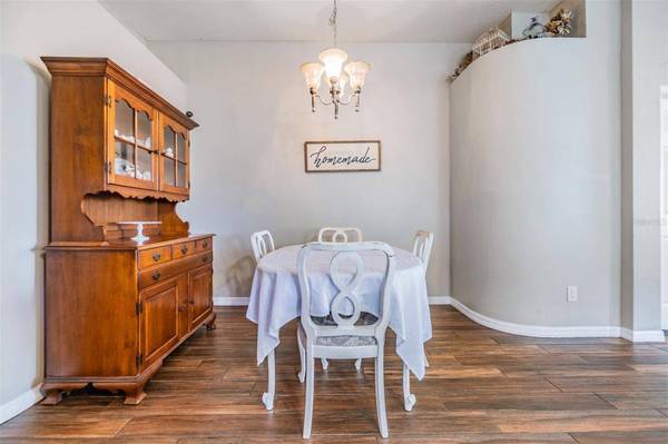 9712 WHITE BARN WAY, Riverview, FL 33569