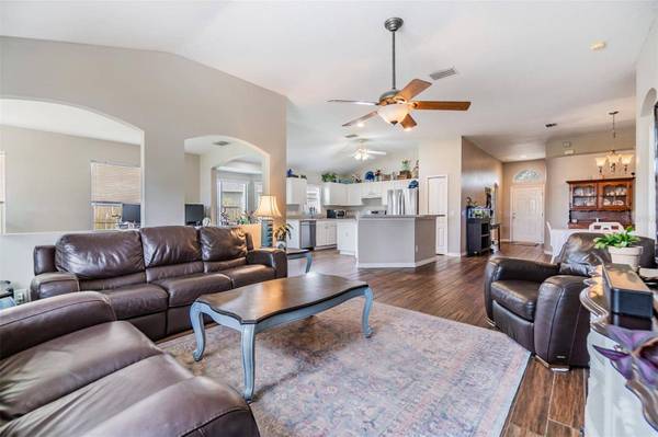 9712 WHITE BARN WAY, Riverview, FL 33569