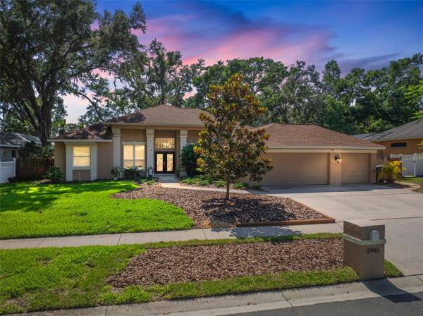 2903 MANOR RIDGE PL, Valrico, FL 33596