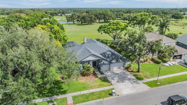 2216 EAGLE BLUFF DR, Valrico, FL 33596