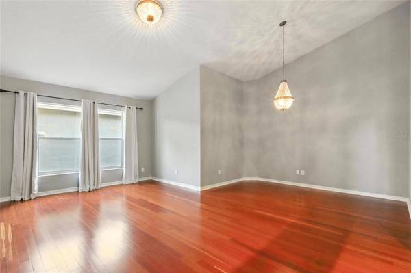 4622 PRESTON WOODS DR, Valrico, FL 33596