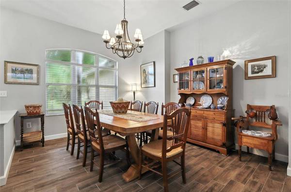 4416 GENTRICE DR, Valrico, FL 33596