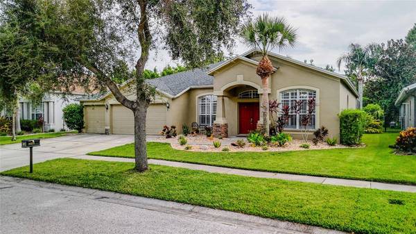 16211 BRIDGEPARK DR, Lithia, FL 33547