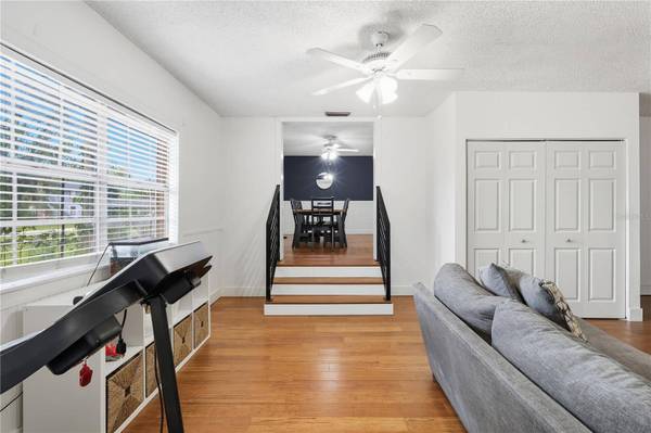 403 EUCLID AVE, Seffner, FL 33584