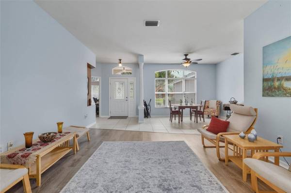 4607 GENTRICE DR, Valrico, FL 33596