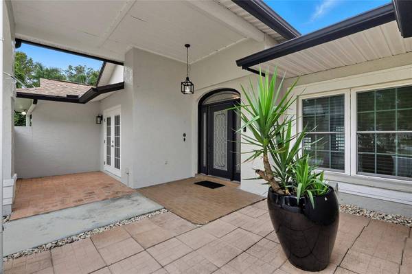 3509 COUNTRY CREEK LN, Valrico, FL 33596