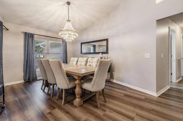 3507 COUNTRY CREEK LN, Valrico, FL 33596