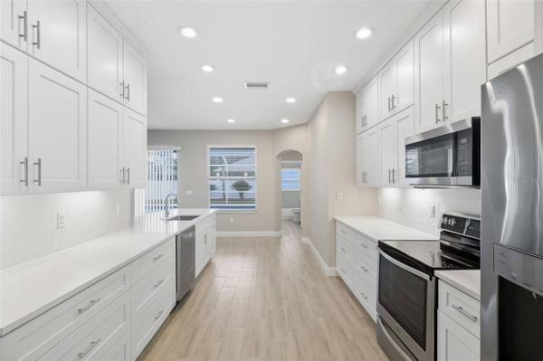 4423 GENTRICE DR, Valrico, FL 33596