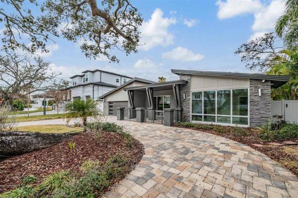 4909 W DRYAD ST, Tampa, FL 33629