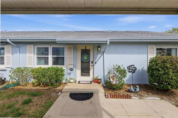 216 GLOUCESTER BLVD #216, Sun City Center, FL 33573