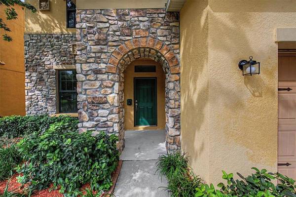 440 WESTCHESTER HILLS LN, Valrico, FL 33594