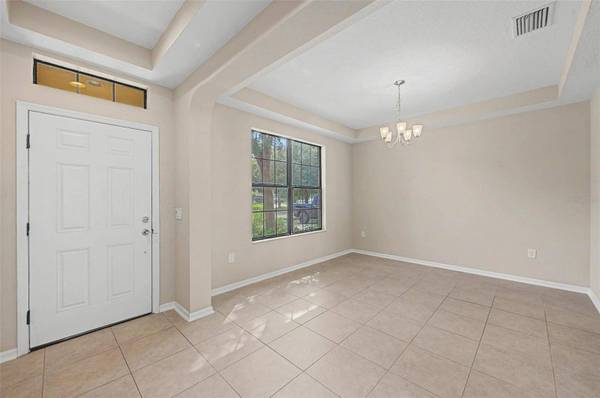 440 WESTCHESTER HILLS LN, Valrico, FL 33594
