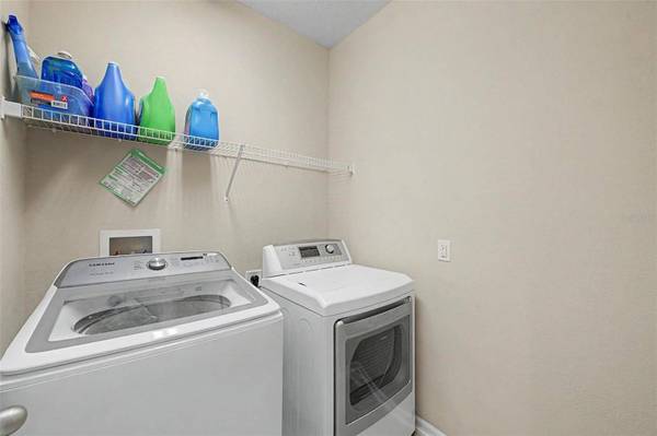 440 WESTCHESTER HILLS LN, Valrico, FL 33594