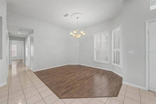 4332 SWIFT CIR, Valrico, FL 33596