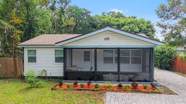 1106 W HIAWATHA ST, Tampa, FL 33604
