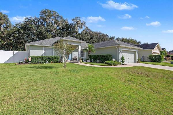 5294 HIDDEN OAKS DR, Lakeland, FL 33811