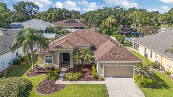2307 SILVER TRUMPET CT, Valrico, FL 33594