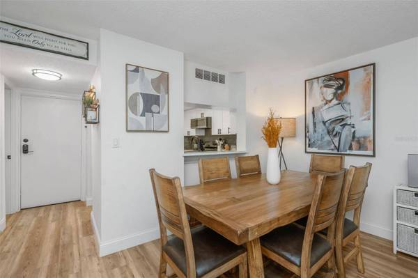 2614 COVE CAY DR #102, Clearwater, FL 33760