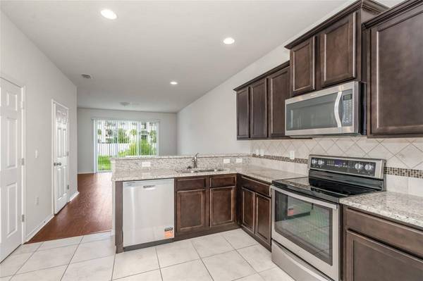 4714 WHITE SANDERLING CT, Tampa, FL 33619