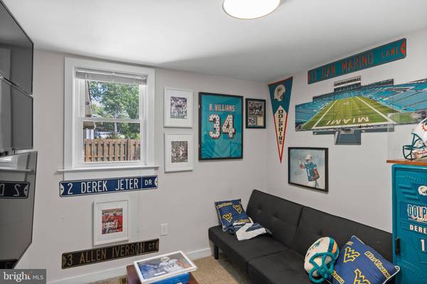 1402 E LAKESHORE DR, Browns Mills, NJ 08015