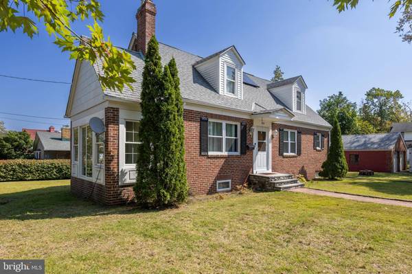 6902 COLLINS AVE, Pennsauken, NJ 08109