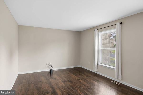 57 ABERDALE LN, Sicklerville, NJ 08081