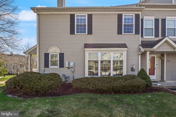 2901 YARMOUTH LN, Mount Laurel, NJ 08054