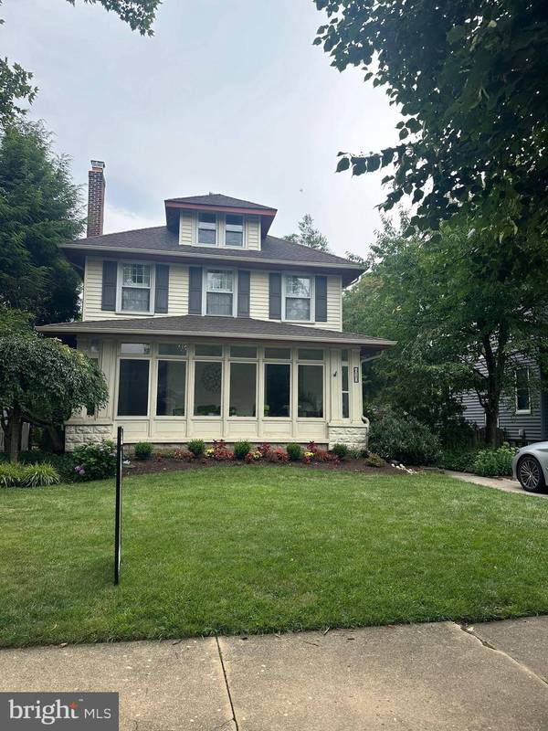 618 ELM TER
