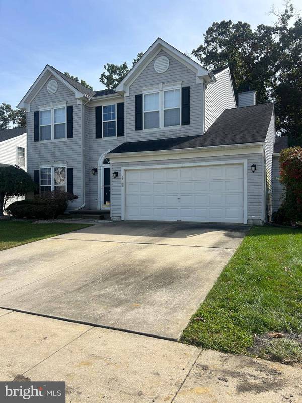 45 WOOD LARK DR, Mount Laurel, NJ 08054
