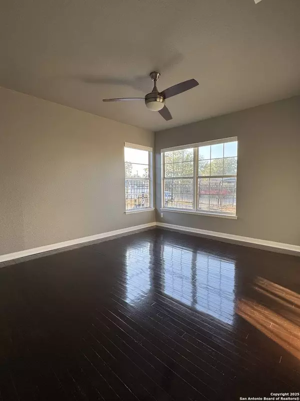 219 Vestal Pl, San Antonio, TX 78221