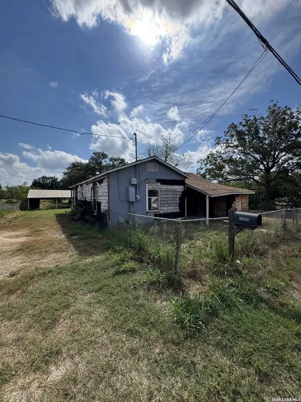19898 Mitchell, Somerset, TX 78069