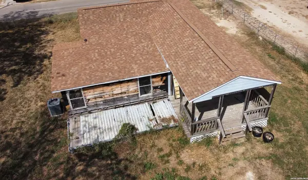 19898 Mitchell, Somerset, TX 78069