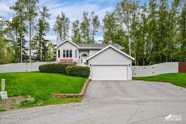 19511 Marble CIR, Eagle River, AK 99577