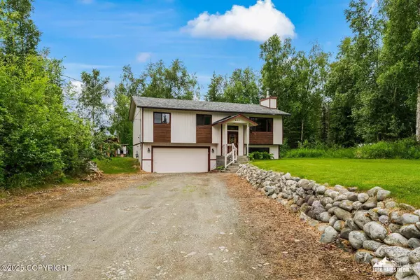 645 W Sarah's WAY, Wasilla, AK 99654