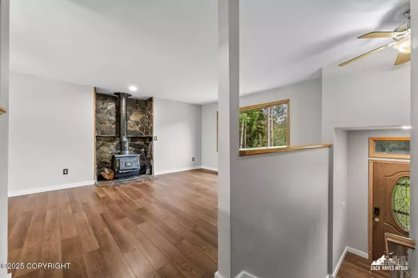 645 W Sarah's WAY, Wasilla, AK 99654