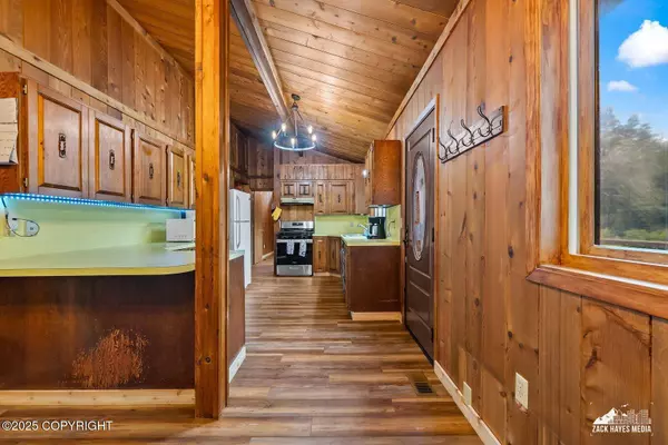 3700 E Wickersham WAY, Wasilla, AK 99654