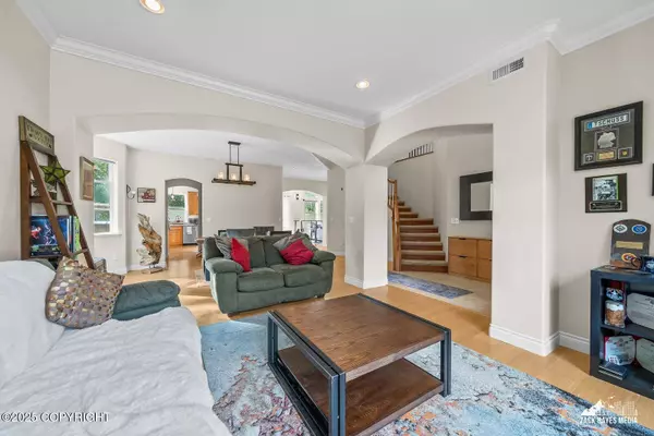 19400 Wildwood DR, Chugiak, AK 99567