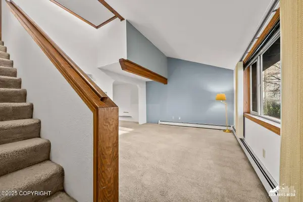 1421 E 17th AVE 3, Anchorage, AK 99501