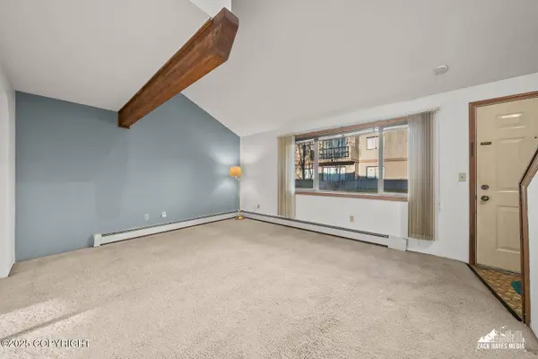 1421 E 17th AVE 3, Anchorage, AK 99501