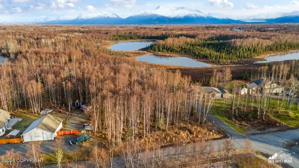 5850 E Pamela DR, Wasilla, AK 99654