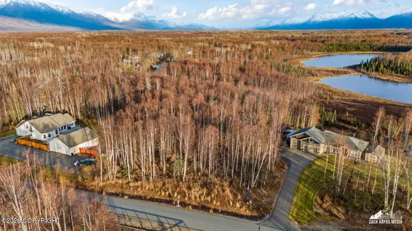 5850 E Pamela DR, Wasilla, AK 99654