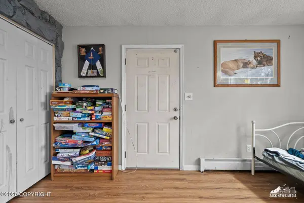 647 E 73rd AVE, Anchorage, AK 99518