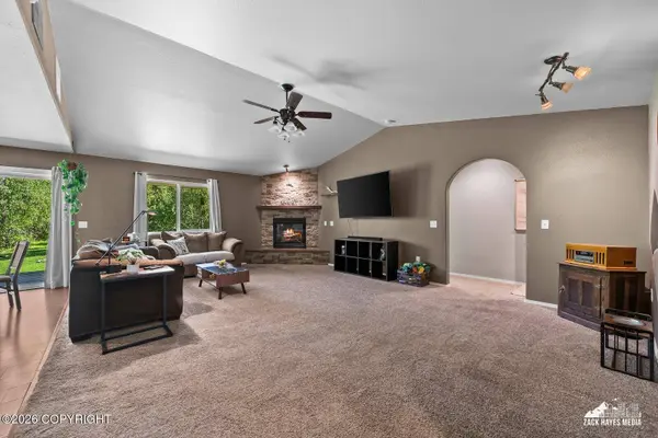 7305 W Rodney CIR, Wasilla, AK 99623